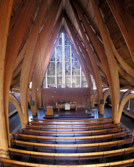Innenraum der Erlöserkirche